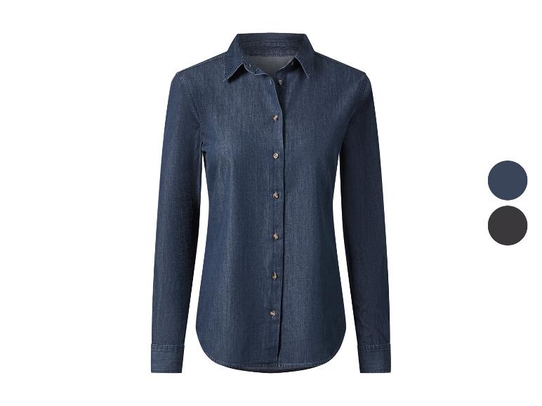 Chemise en jean bleu foncé pour femme.