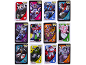 Douze cartes à jouer avec des personnages robots, y compris des cartes UNO Flip avec chiffres et symboles.
