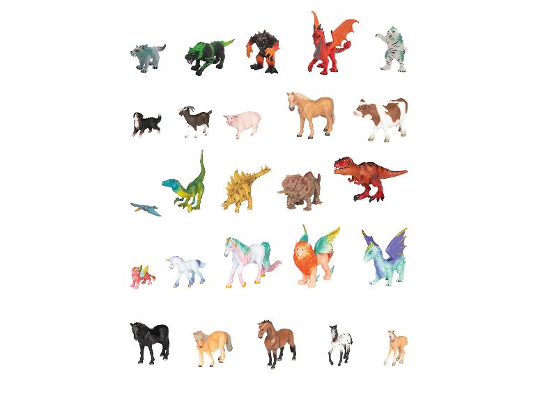 Ensemble de jouets avec des figurines de dinosaures, de créatures mythiques et d'animaux de ferme