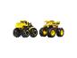 Deux camions jouets jaunes Hot Wheels Monster Trucks.