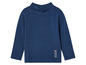 Un t-shirt à manches longues bleu foncé avec un col montant.
