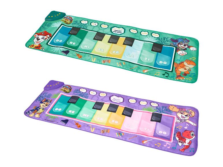 Deux tapis de jeu de piano colorés pour enfants avec des personnages de dessins animés et des notes de musique.