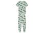 Un pyjama vert avec un motif de voitures.