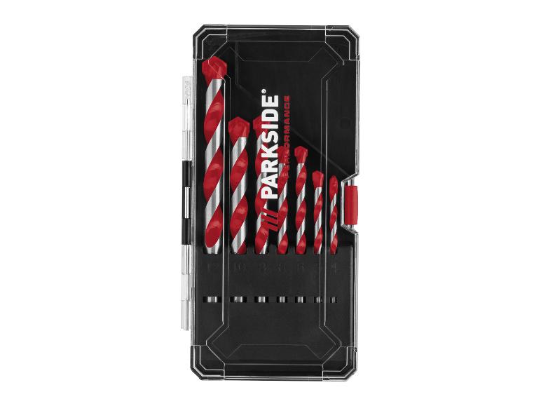 Forets Parkside Performance, rouges et argentés, dans un coffret de rangement.