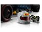 Voiture de course jouet Oracle Red Bull Racing avec casque et télécommande.
