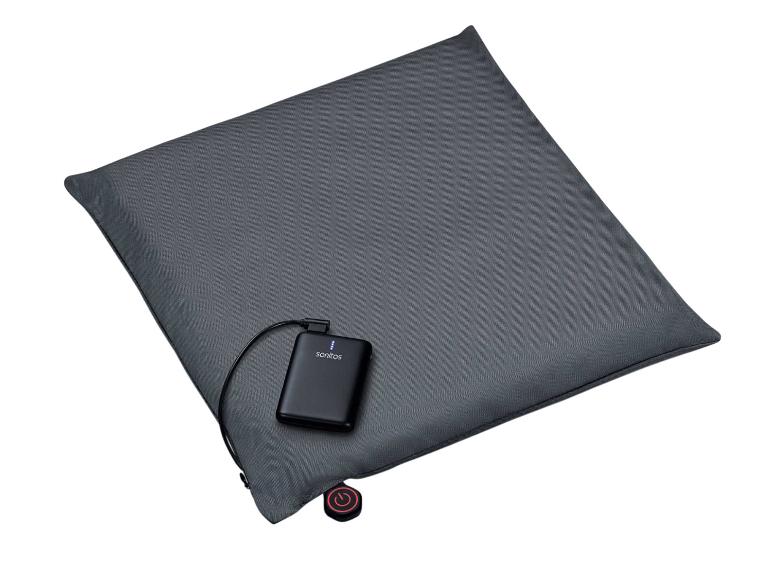 Coussin de siège chauffant gris avec une batterie externe noire et un bouton d'alimentation rouge