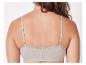Un soutien-gorge sans couture avec une bordure en dentelle.