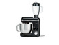 Un robot culinaire SilverCrest noir avec un blender.