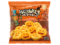 Formes de pommes de terre d'Halloween, citrouilles et fantômes, sur fond orange festif.