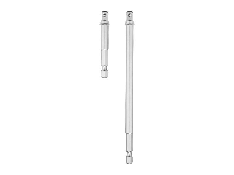 Deux adaptateurs de douille argentés avec tiges hexagonales, un court et un long, sur fond blanc.