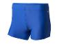 Short de bain bleu.