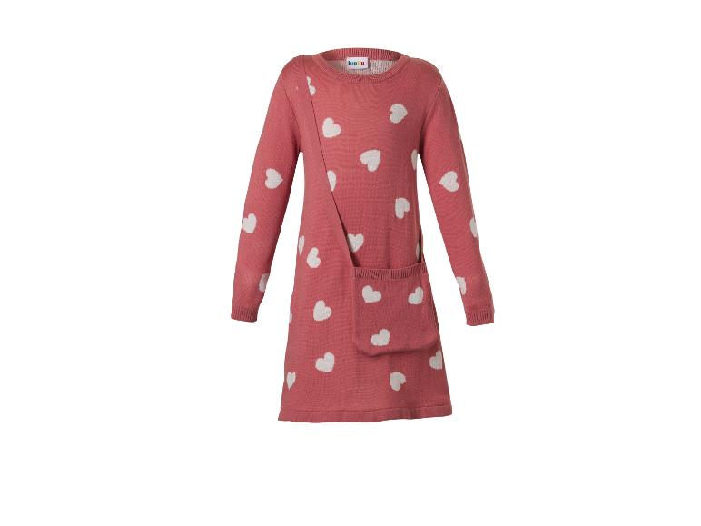 Robe tricotée rose pour enfant avec cœurs blancs et poche.