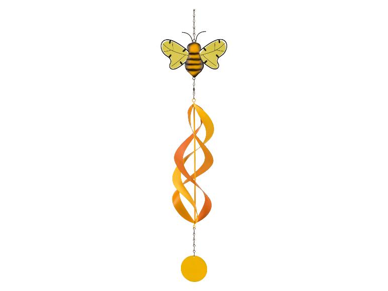 Carillon éolien abeille avec des éléments en spirale jaunes et oranges et un disque circulaire.