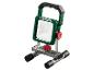 Une lampe de travail LED Parkside verte avec un support réglable.