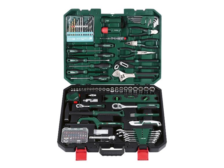 PARKSIDE kit d'outils avec tournevis, pinces, clés à douille et forets dans une boîte verte.