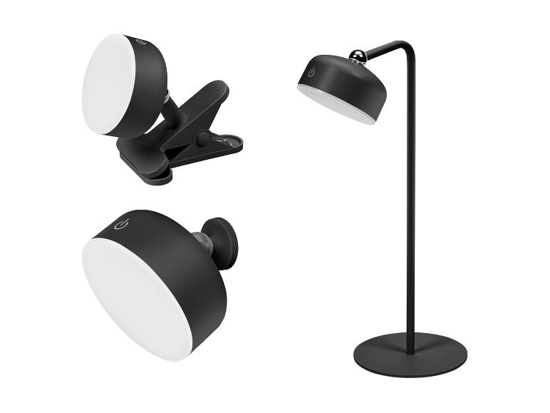 Lampes de bureau et à pince noires avec bouton d'alimentation.