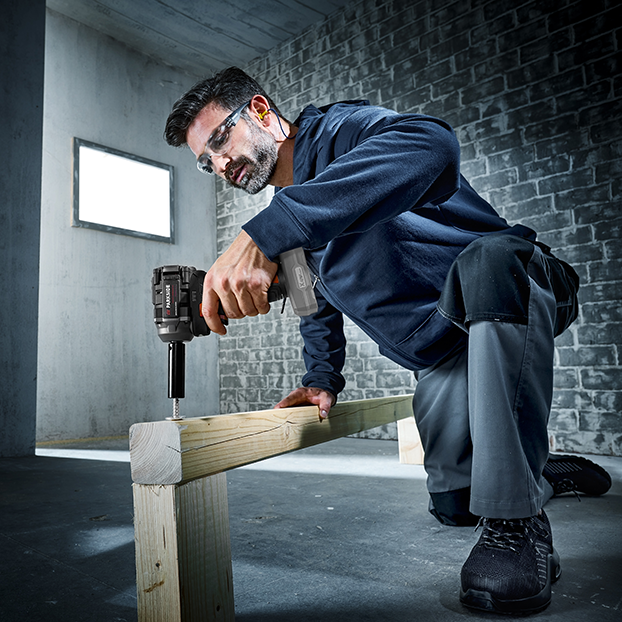 12 Akku-Drehschlagschrauber