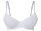 Un soutien-gorge blanc avec des bonnets lisses et des bretelles larges.