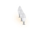 Trois ampoules LED de forme bougie blanches.