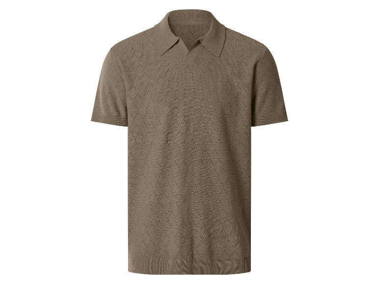 Polo en maille marron à manches courtes avec motif losanges ajourés.