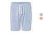 Short bleu à rayures avec cordon blanc