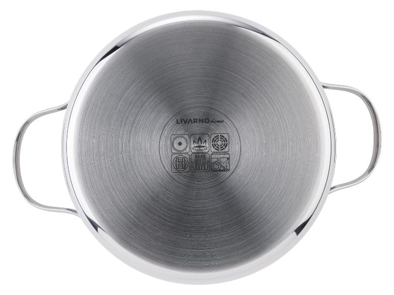 Une casserole en acier avec deux poignées, adaptée à toutes les sources de chaleur, de Livarno home.