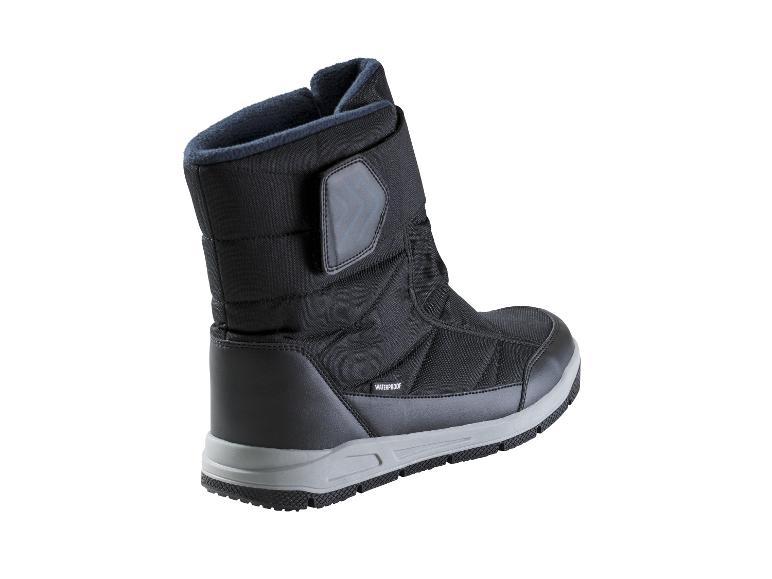 Botte d'hiver noire avec semelle grise et sangle velcro