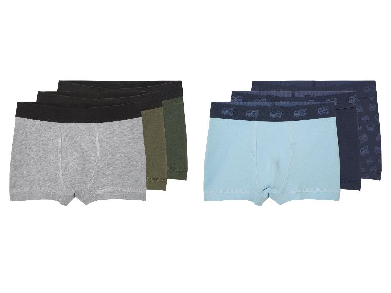 Boxers pour garçons en plusieurs couleurs et motifs.