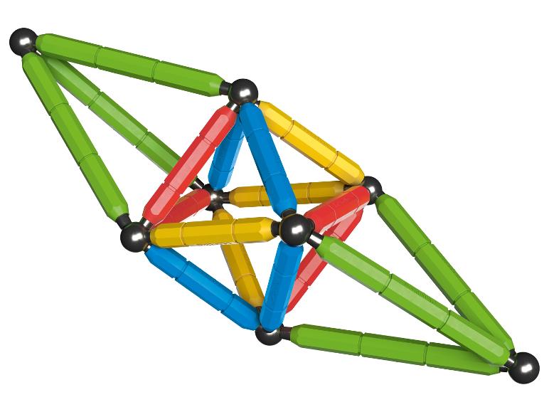 Des bâtonnets magnétiques de différentes couleurs forment une figure tridimensionnelle.