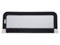 Une barrière de lit Safety 1st noire avec une maille