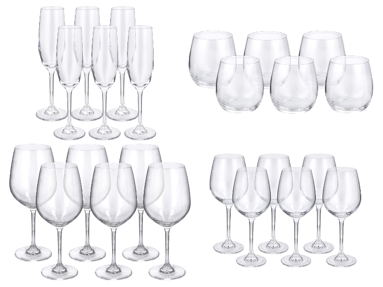 Divers ensembles de verres transparents : flûtes à champagne, verres sans pied et verres à vin à pied.