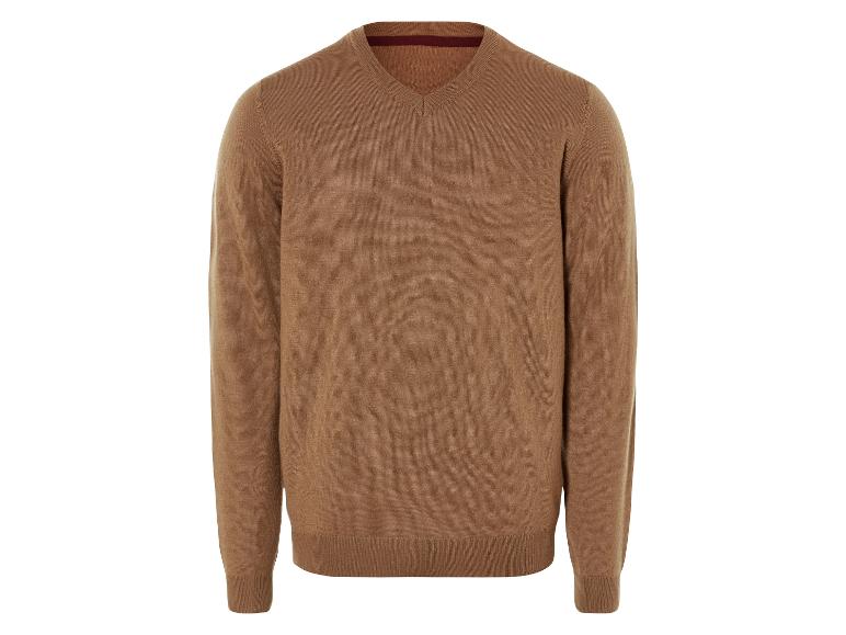 Un pull en laine marron avec un col en V.