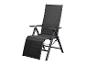 Un fauteuil inclinable noir avec dossier ajustable et repose-pieds.