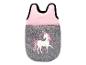Un sac de couchage rose et gris avec un imprimé de licorne