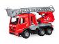 Un camion de pompiers jouet rouge avec une échelle
