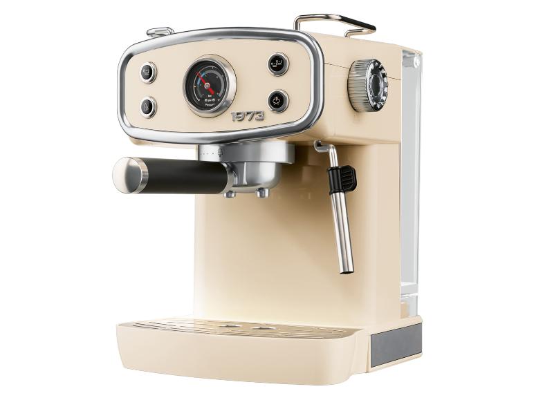 Machine à expresso crème avec manomètre et buse vapeur.