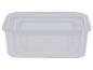 Trois contenants en plastique transparents empilés les uns sur les autres.