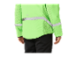 Veste de sport Crivit vert lime avec des détails réfléchissants.