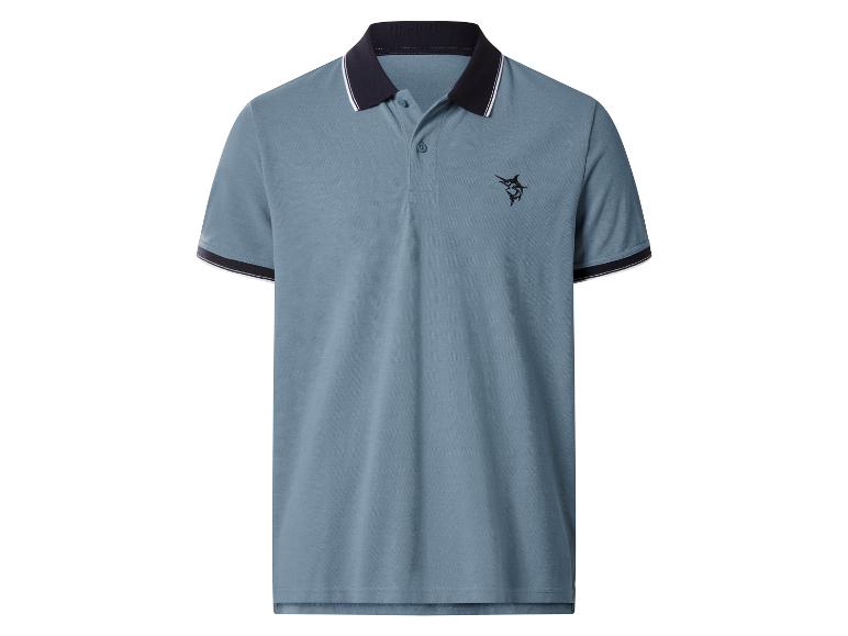 Polo bleu pour homme avec col et poignets bleu foncé, orné d'une broderie de marlin.