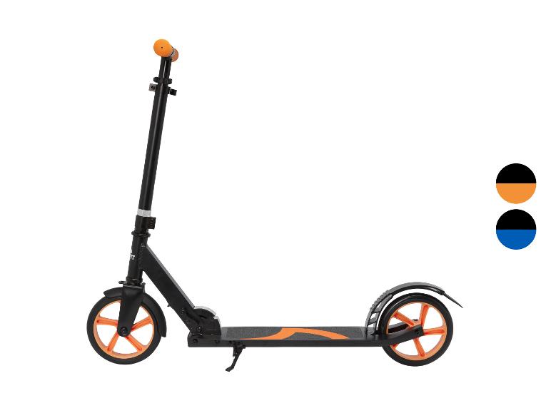 Trottinette pliable noire avec des accents orange et deux options de couleur.