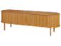 Buffet en bois marron clair avec portes à lattes et bords arrondis sur quatre pieds.