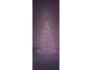 Sapin de Noël illuminé avec étoile au sommet et lumières LED colorées.