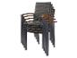 Ensemble de trois chaises pliantes en résine tressée et métal.