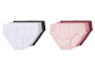 Deux ensembles de culottes pour femmes de couleurs assorties.