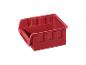Une boîte de rangement rouge en plastique.