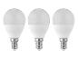 Trois ampoules LED blanches avec une douille E14.