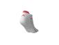 Chaussette de sport blanche avec détails rouges et logo