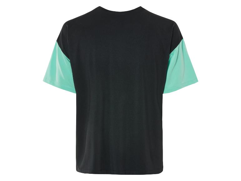 T-shirt noir et vert d'eau à manches courtes.