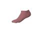 Une chaussette courte rose foncé sur fond blanc.