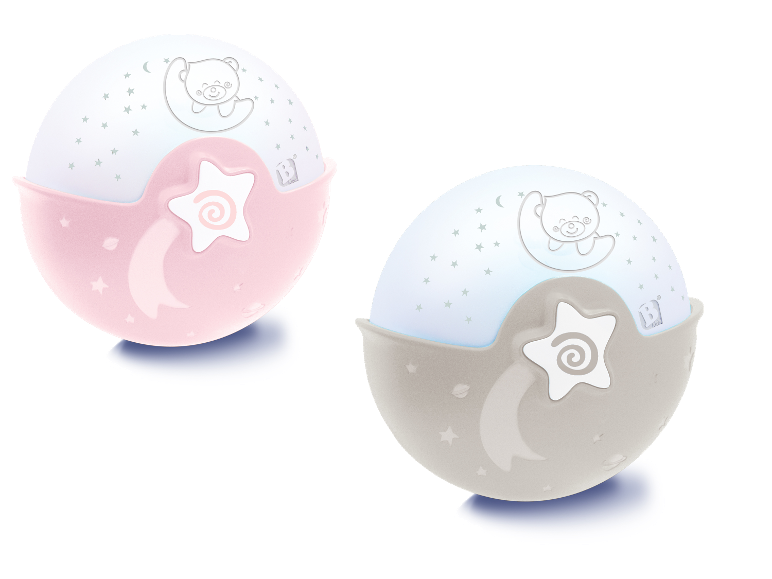 Deux veilleuses Béaba Kids, rose et beige, en forme de lune avec oursons.